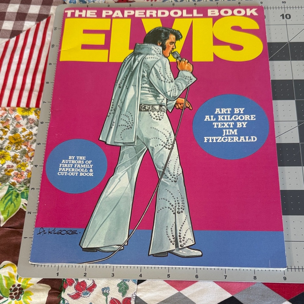 Elvis Presley Paperdoll Book (1982, St. Martin’s Press, First Edition)– Complete